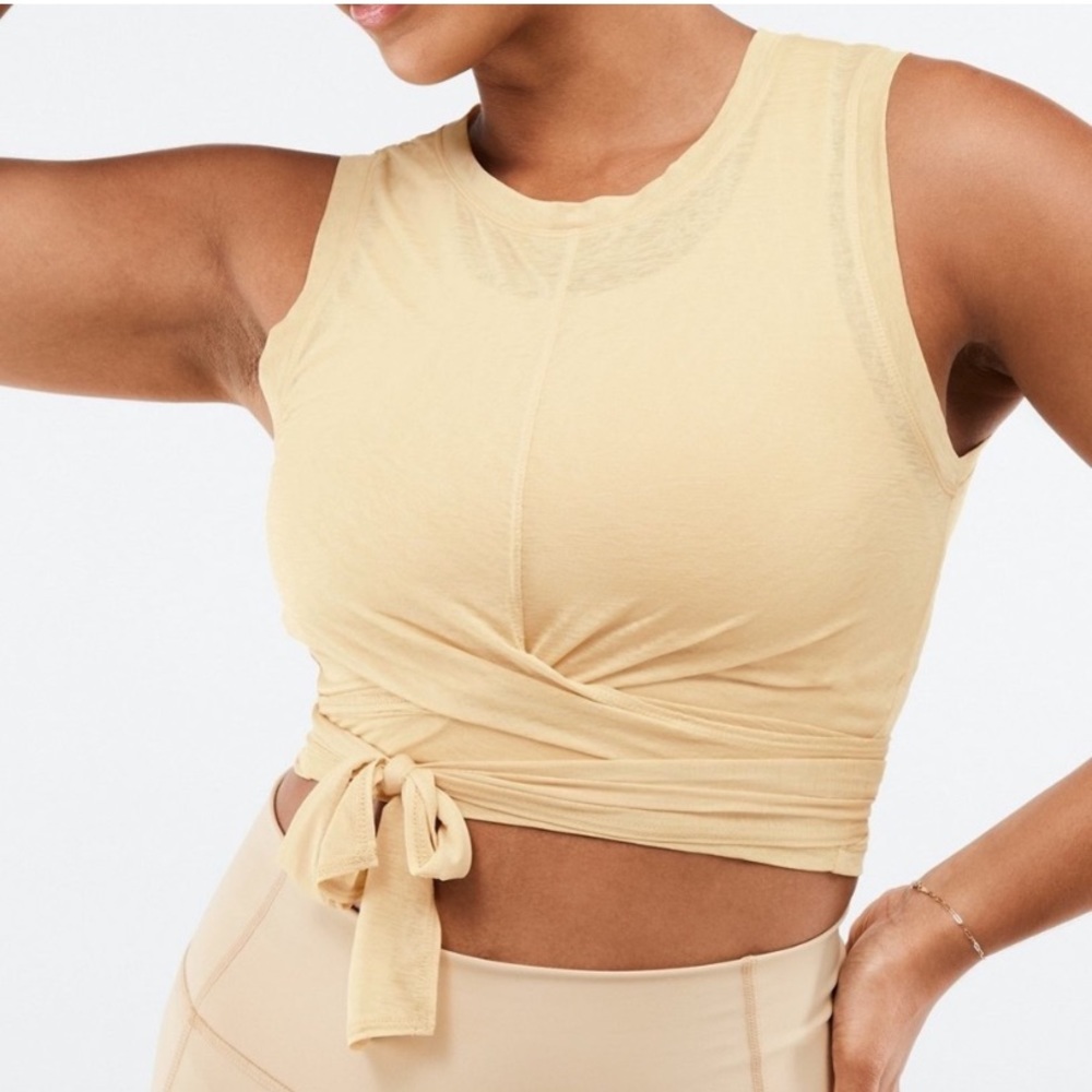NWT Tie Up Crop Tank